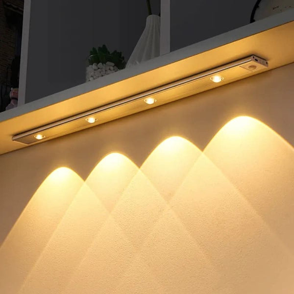 Luminária Magnética de LED,
Luminária de LED Magnética com Sensor de Movimento,
Luminária de Led,
Luminária com Sensor de Movimento,
Luminária,