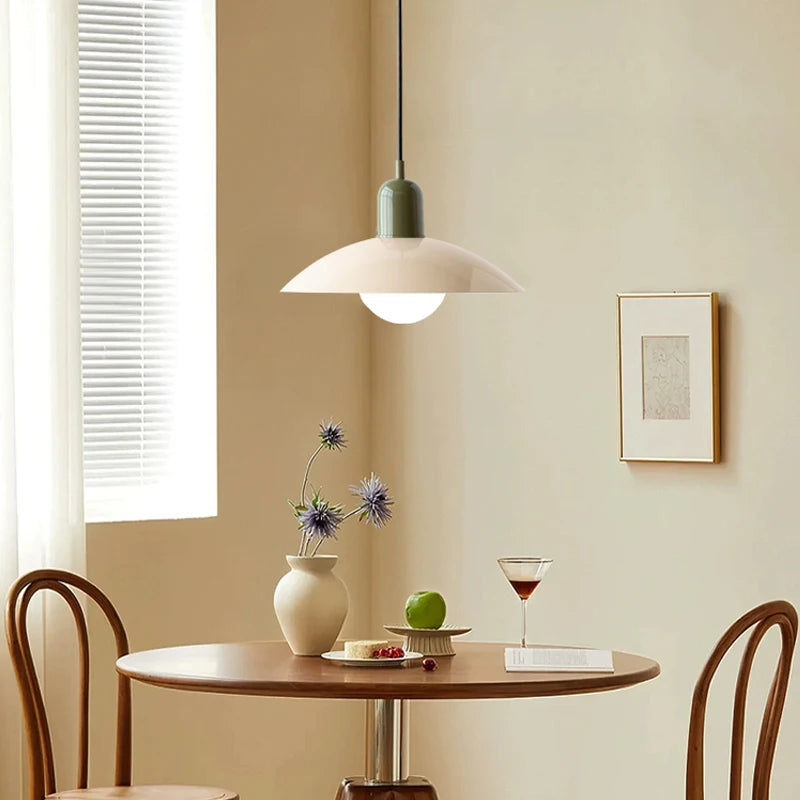 luminaria pendente de teto, 
luminaria pendente,
luminaria de teto ameriaca,
luminaria pendente ameriaca,
luminaria para quarto,
luminaria para teto,
luminaria para sala,
luminaria pendente de ferro,
luminaria de ferro,
luminaria ameriaca de ferro,