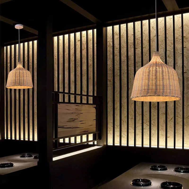 luminaria de teto em Rattan,
luminaria pendente, 
luminaria pendente de teto,
luminaria de Rattan,
luminaria de Rattan para sala,
luminaria de Rattan para quarto,
luminaria pendente para sala,
luminaria pendente para quarto,
luminaria pendente para cozinha,
luminaria pendente de bambu,
luminaria de teto de bambu,
