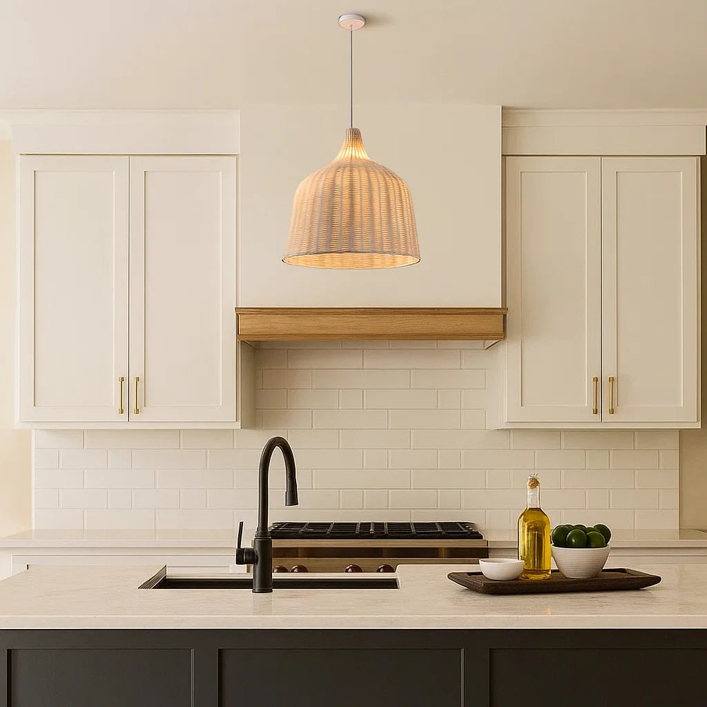 luminaria de teto em Rattan,
luminaria pendente, 
luminaria pendente de teto,
luminaria de Rattan,
luminaria de Rattan para sala,
luminaria de Rattan para quarto,
luminaria pendente para sala,
luminaria pendente para quarto,
luminaria pendente para cozinha,
luminaria pendente de bambu,
luminaria de teto de bambu,
