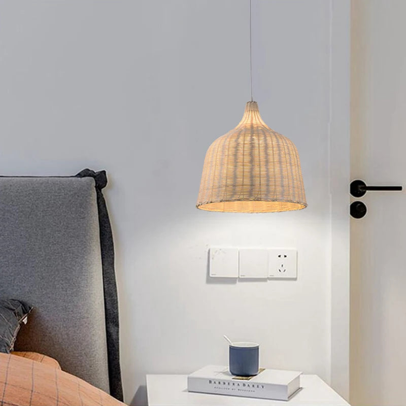 luminaria de teto em Rattan,
luminaria pendente, 
luminaria pendente de teto,
luminaria de Rattan,
luminaria de Rattan para sala,
luminaria de Rattan para quarto,
luminaria pendente para sala,
luminaria pendente para quarto,
luminaria pendente para cozinha,
luminaria pendente de bambu,
luminaria de teto de bambu,
