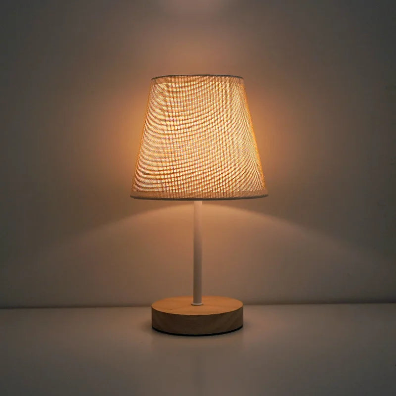 luminaria de mesa, 
luminaria de mesa linho, 
luminaria para mesa,
luminaria para mesa linho,
luminaria linho,
luminaria para escritório,
luminaria para quarto, 
luminaria para sala, 